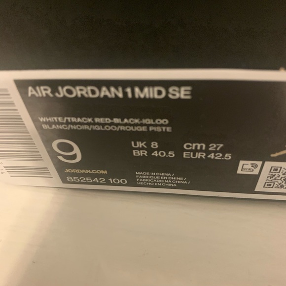 Air Jordan 1 Mid se - Picture 8 of 9